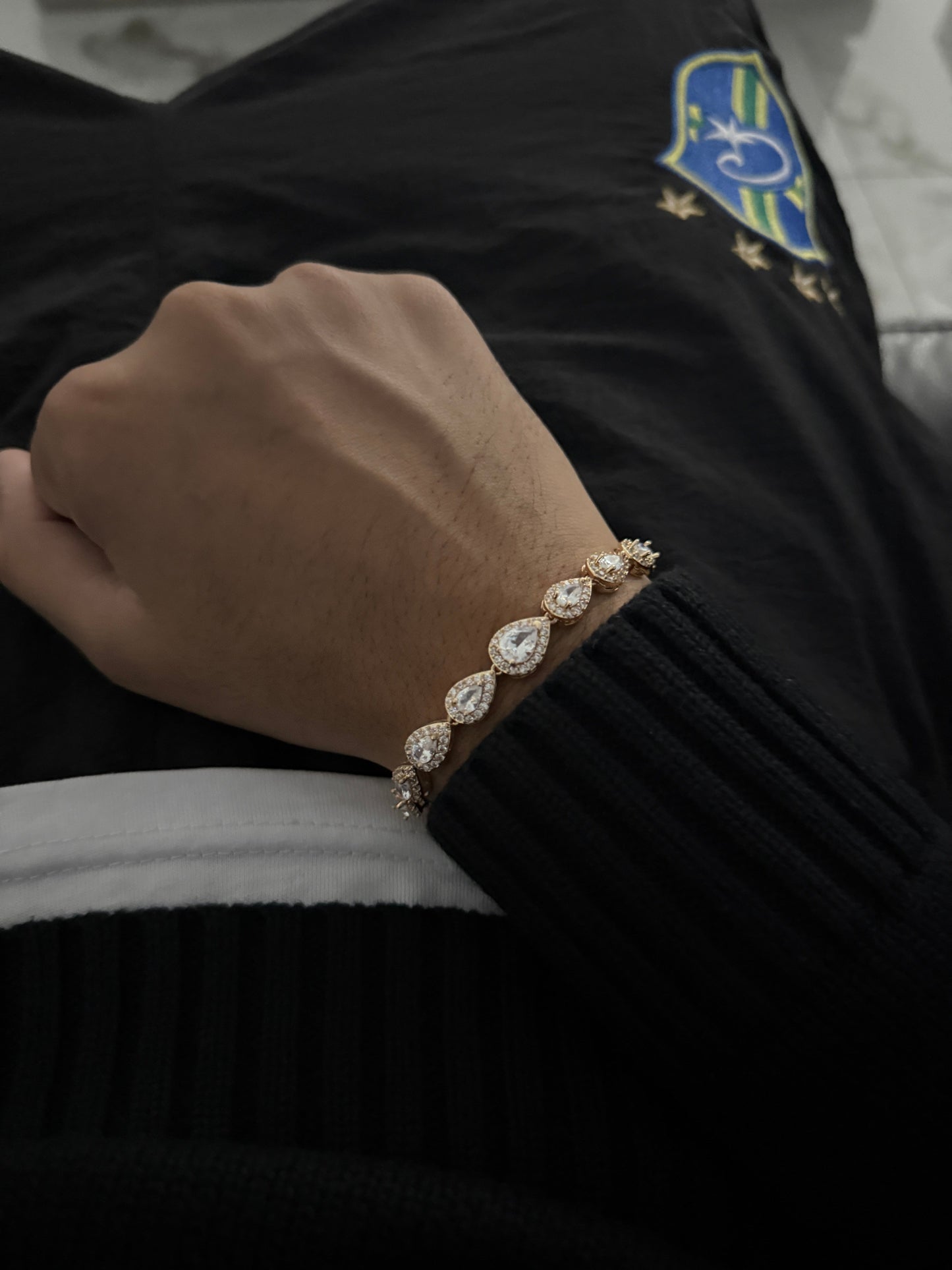 TEARDROP BRACELET